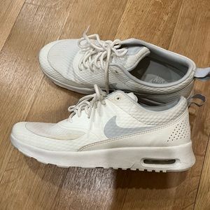 Nike Air max Thea size 8